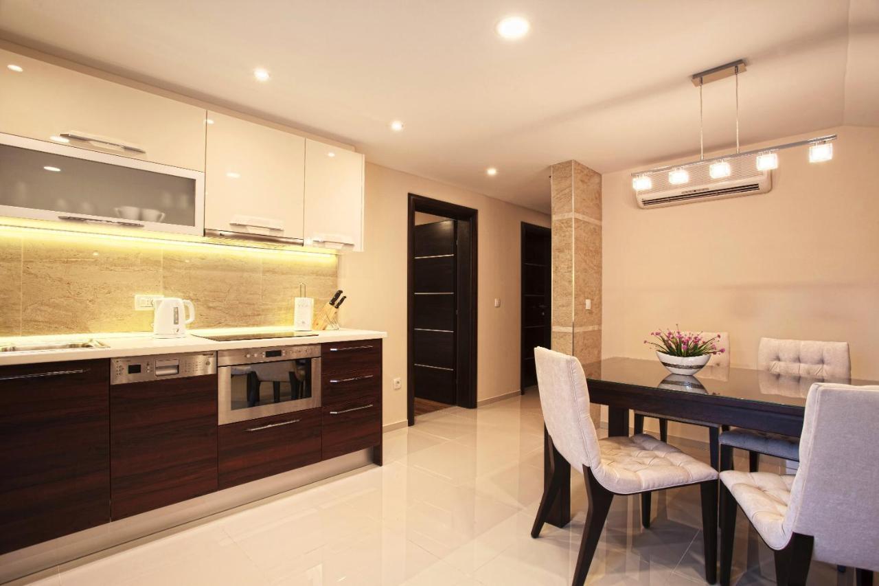 Villa Visnja Prestige เบรลา ภายนอก รูปภาพ