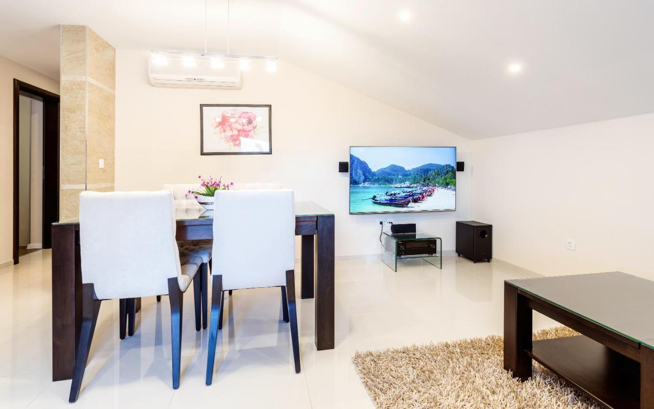 Villa Visnja Prestige เบรลา ภายนอก รูปภาพ