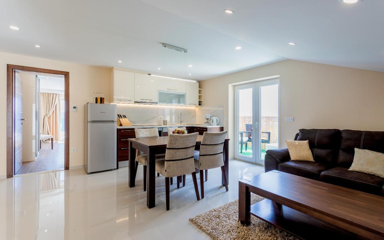 Villa Visnja Prestige เบรลา ภายนอก รูปภาพ