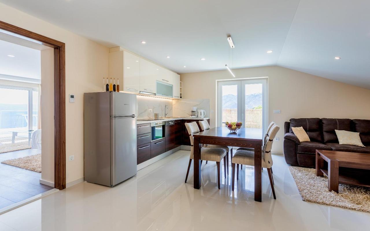 Villa Visnja Prestige เบรลา ภายนอก รูปภาพ
